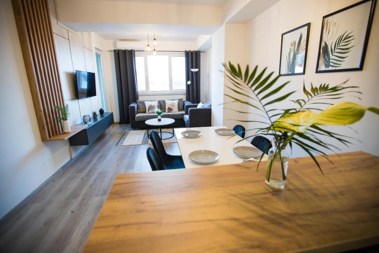 Blue Eye Ohrid Apartment Buitenkant foto
